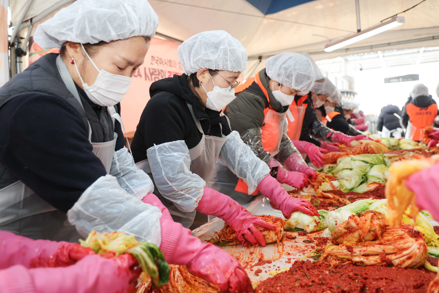 과천 ‘바로마켓’ 김장 나눔 축제 개최... 김장 재료 최대 30% 할인도
