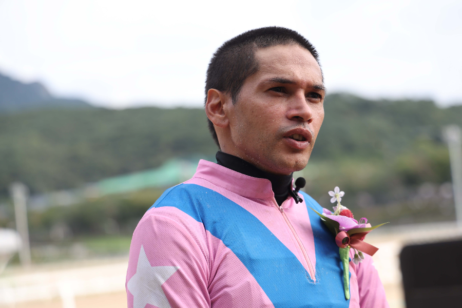 렛츠런파크 서울 빅투아르 기수 통산 300승 달성