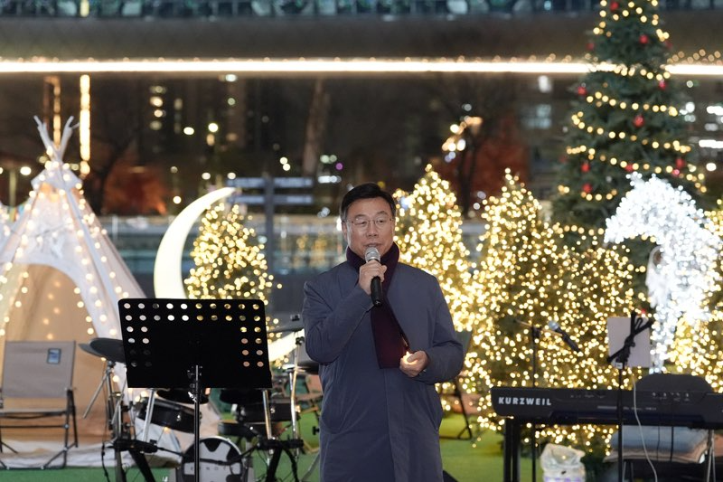 판교역 광장 성탄 트리 점등식 (성남시 제공)