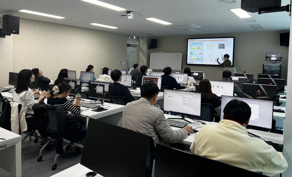 핵심 장비 활용 역량강화 교육 (용인시산업진흥원 제공)