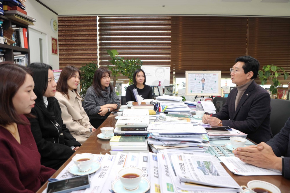 기흥역세권 거주 시민들과 교육 현안 논의 (용인시 제공)