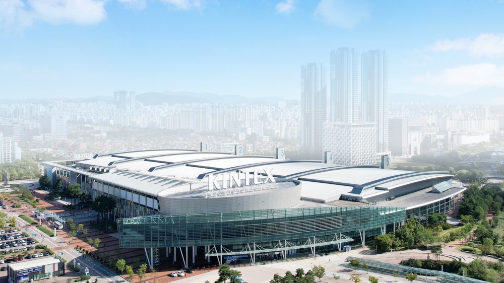 동절기 취약계층 방한물품 지원 사회공헌활동 진행(킨텍스 제공)