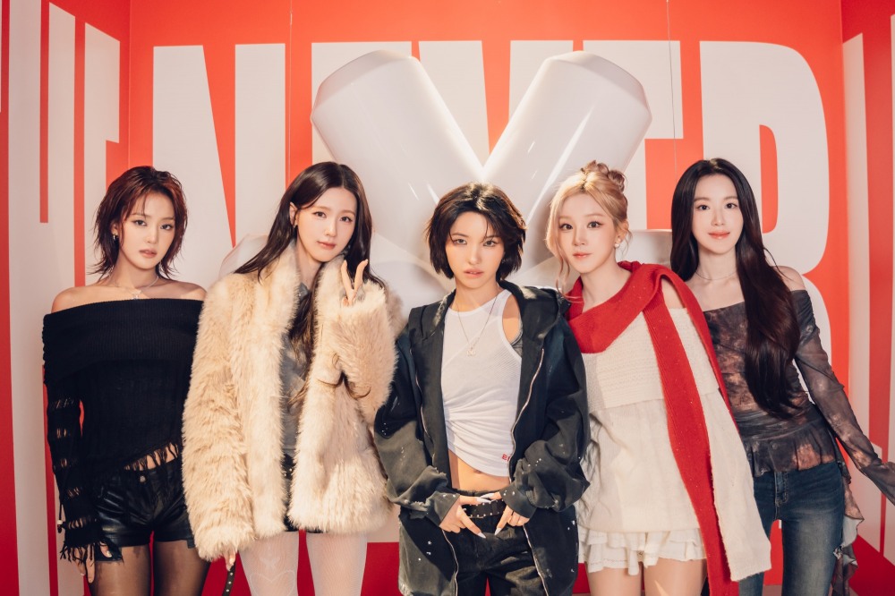 아이들, 2025년 리브랜딩부터 단체·솔로 활동까지…2026년 끝없는 질주 예고