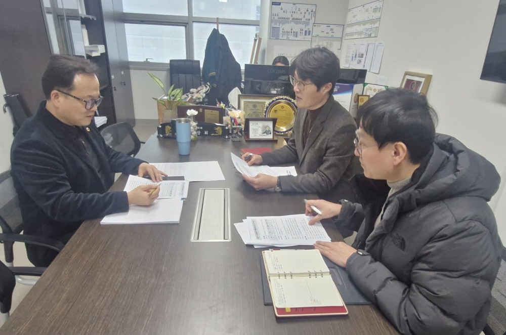 임창휘 경기도의원(왼쪽)