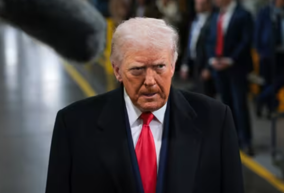 (상보) 트럼프, AI·컴퓨팅용 외 수입반도체에 25% 관세 부과