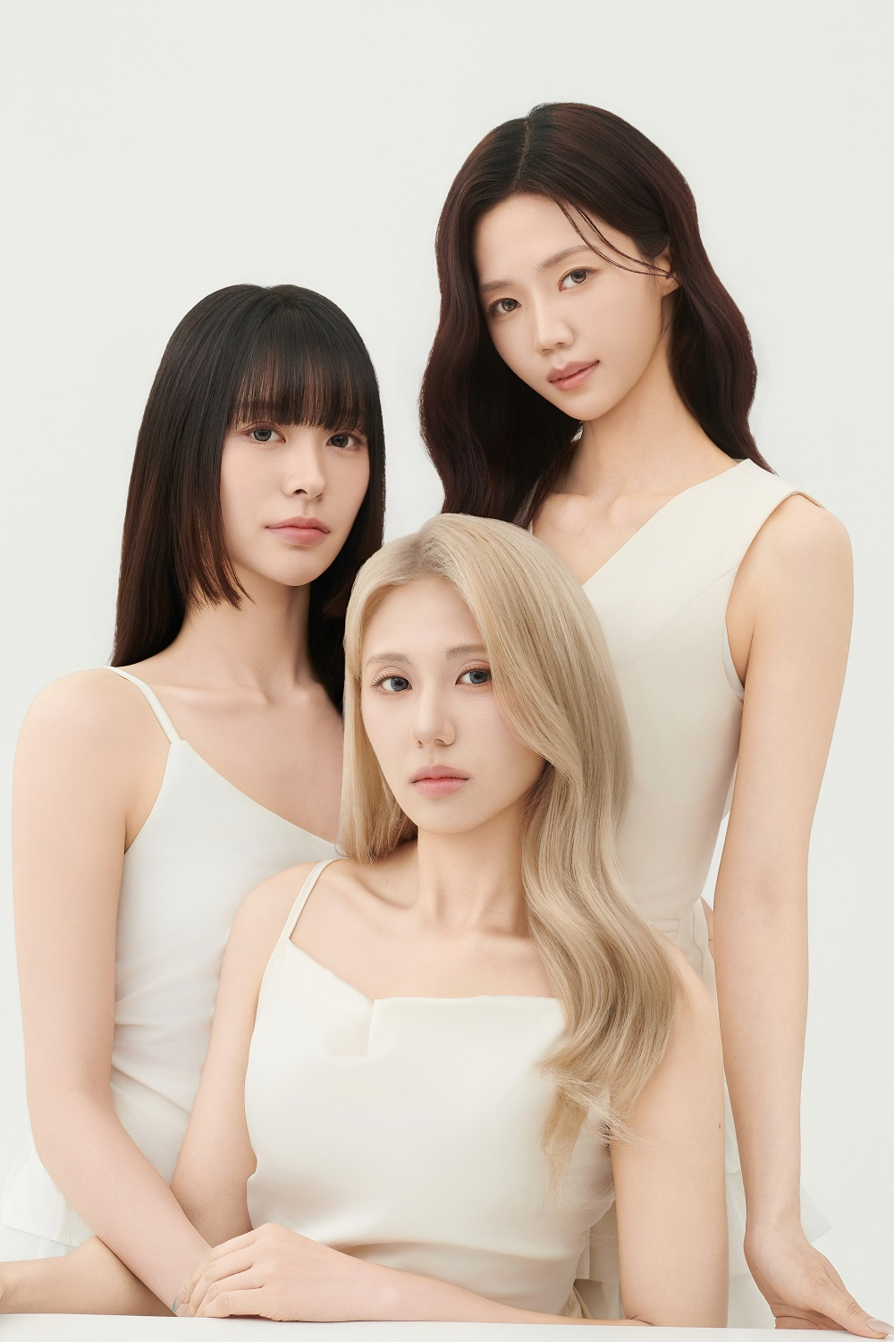 아이스트, 뉴엘 엠버서더 발탁… "루체니아 디바이스로 홈케어 뷰티 본격화"