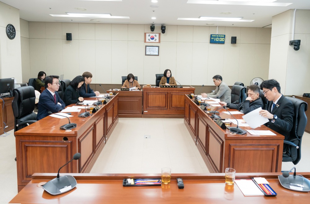 용인특례시의회 의회운영위원회 회의