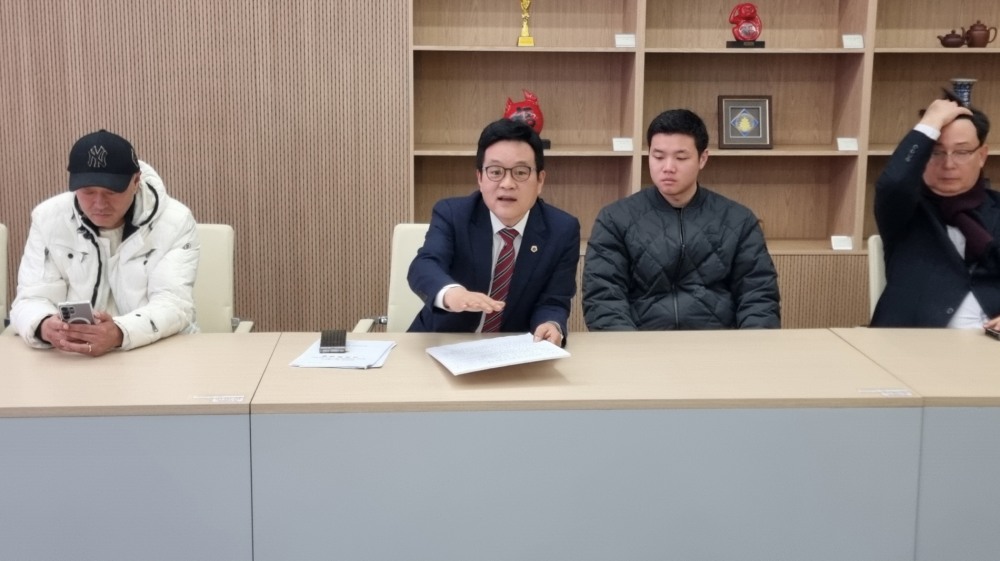 평택호 수상태양광 저지 총력…지역단체와 정담회