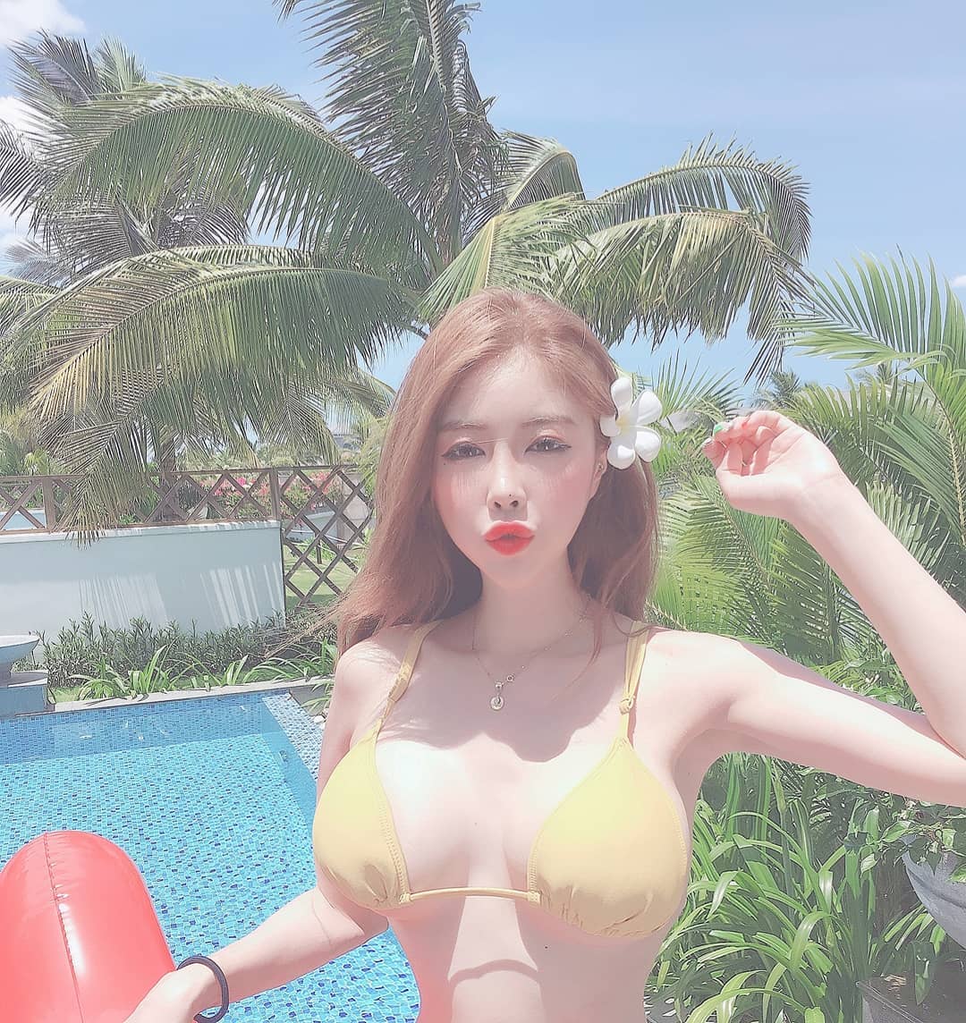 사진출처=송하윤SNS캡처