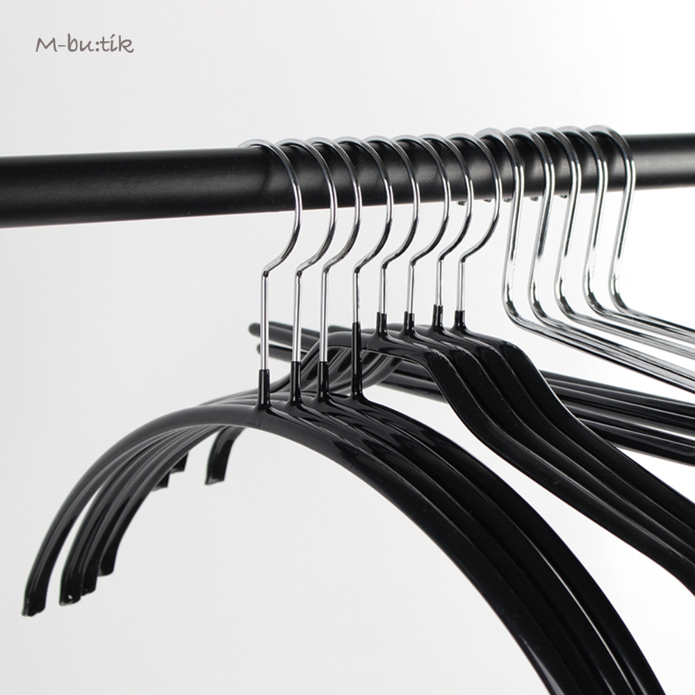 옷장 공간 40% 절약, 논슬립 옷걸이 ‘엠부띠끄’ 공간 절약 프로젝트 진행