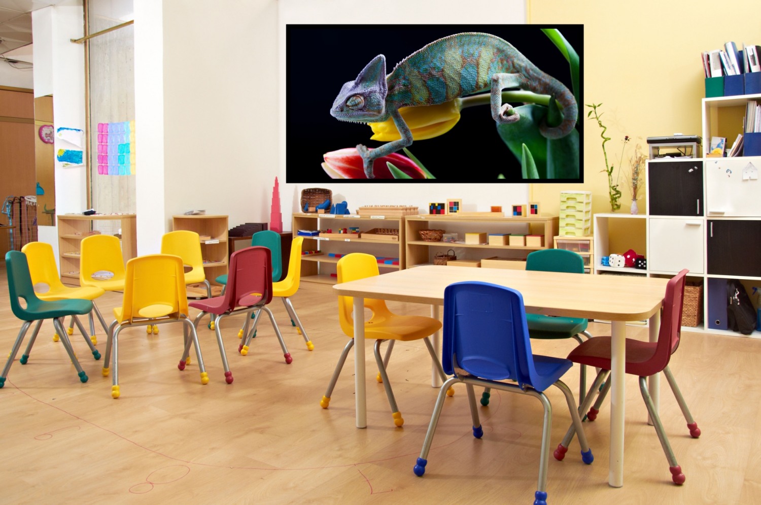 모컴테크, ‘지능형 과학실’ 필수장비 VR 스크린 시스템 출시