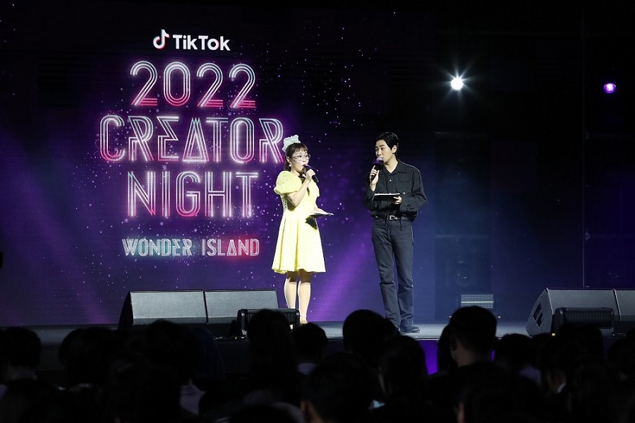 인기 크리에이터 300명 한 자리 모인 틱톡 '2022 크리에이터나잇-원더 아일랜드' 성료