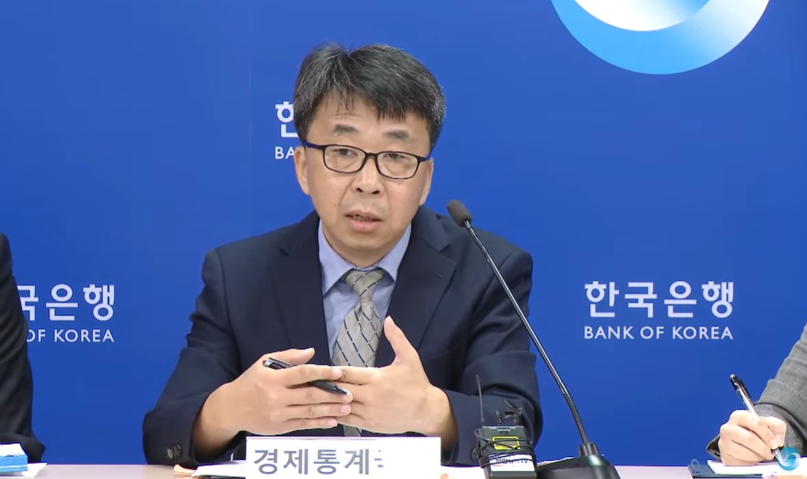 (상보)신승철 한은 경제통계국장 "상반기 경상수지, 당초 우려에 비해선 양호한 성적..7월도 경상수지 흑자 보일 것"