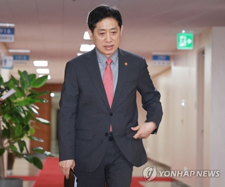김주현 위원장(사진=연합)