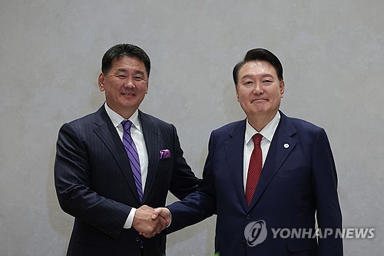 윤석열 대통령, 한·몽골 정상회담(사진=연합)