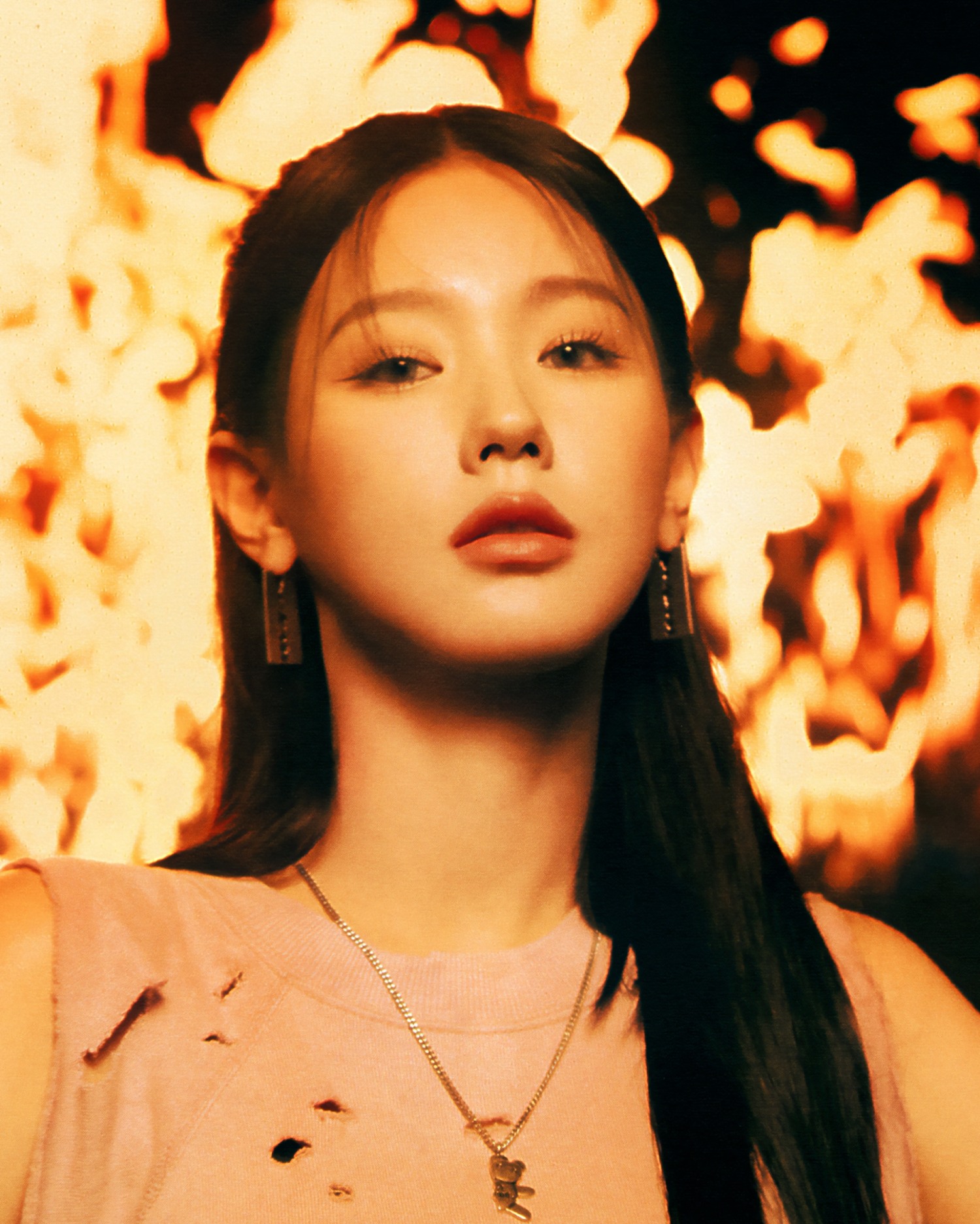 (여자)아이들 미연, 美 EP 앨범 'HEAT' 개인 콘셉트 포토 오픈…‘신비로운 비주얼’