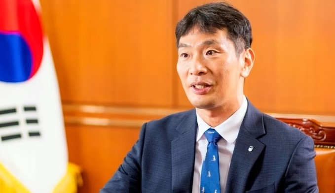 (상보) 이복현 "한국, 이번 WGBI 편입 가능성 높아..요구조건 대부분 충족해 시기 무르익어" - FT