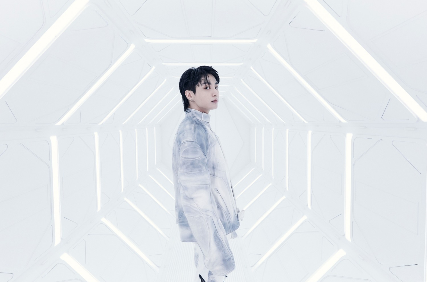 방탄소년단 정국, 싱글 ‘3D’로 아이튠즈 100개 국가/지역 ‘톱 송’ 차트 1위 직행