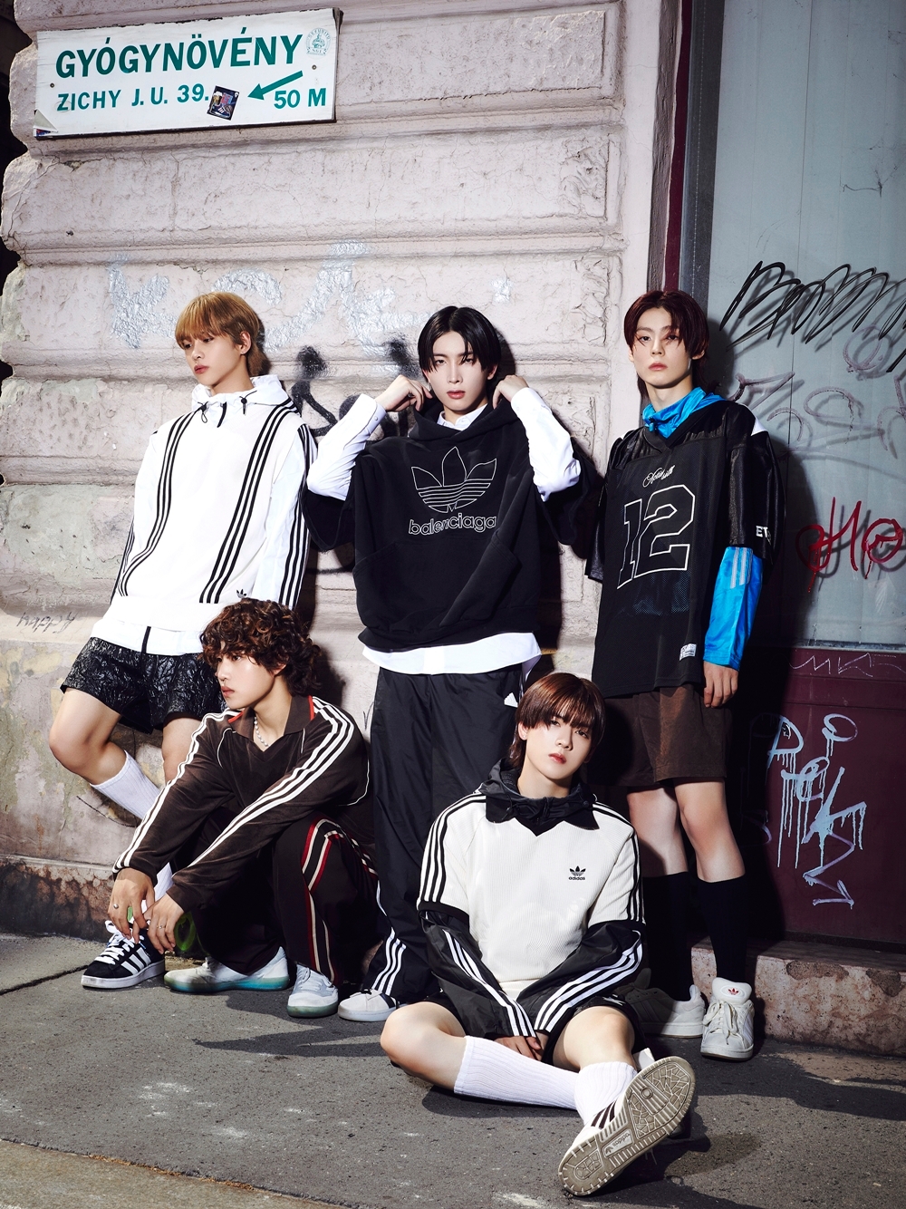 파우, 이색 프로모션 진행…첫 EP 오프라인 팝업 '파우 하우스' 론칭