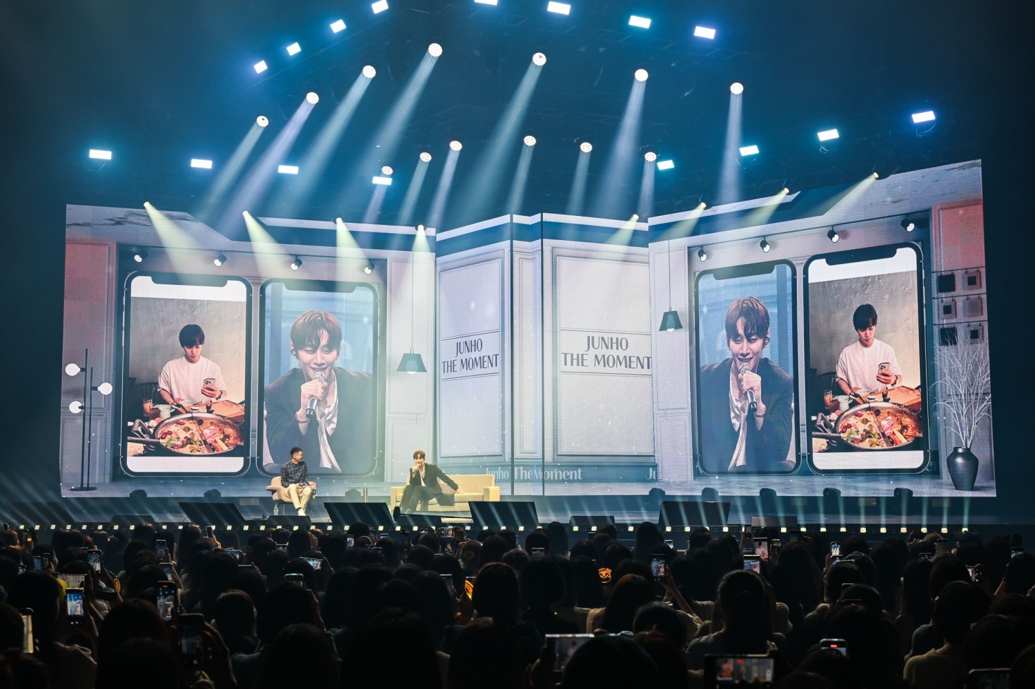 이준호, 타이베이서 첫 번째 팬미팅 투어 화려한 시작…현지 팬심 완벽 매료