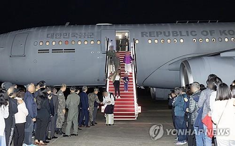 이스라엘 체류 국민 등 군 수송기로 한국 도착(사진=연합)