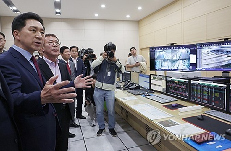 김포골드라인 차량기지 찾은 국민의힘 김기현 대표(사진=자료)