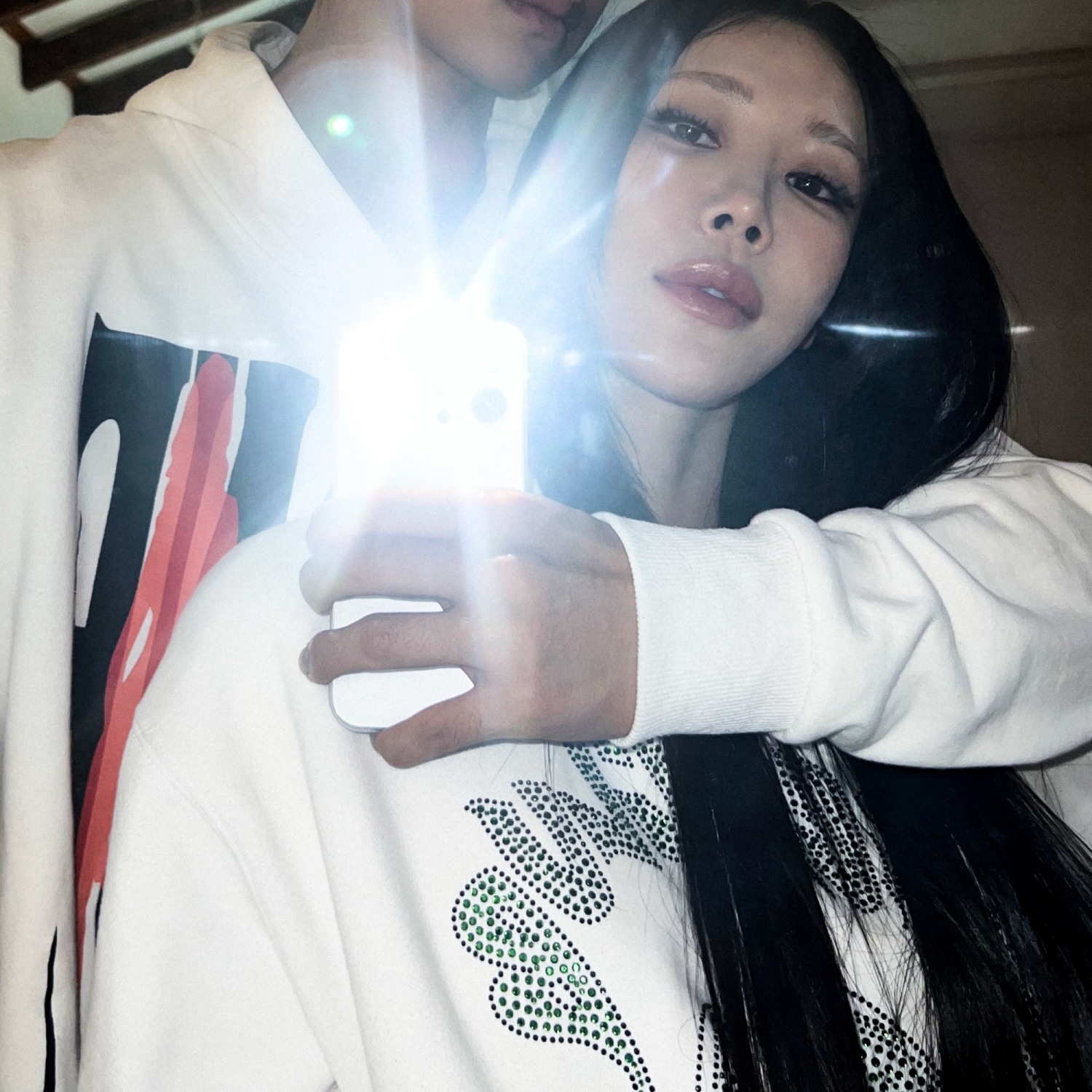 미란이, 14일 6개월 만에 새 싱글 'Kiss Me Now' 발매