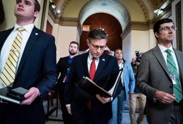 (상보) 미 하원, 셧다운 막기 위한 임시예산안 통과 - CNBC
