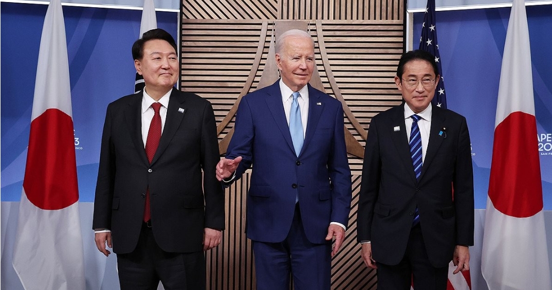 미국 샌프란시스코에서 만난 한미일 정상(사진=연합)