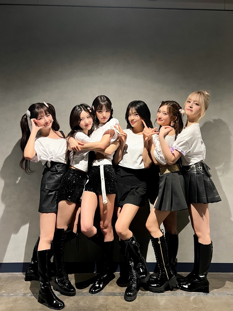 아이브, SBS ‘인기가요’ 2주 연속 역주행 1위…‘배디’ 롱런 예고