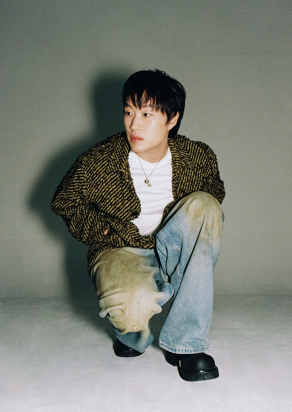 잠비노, 14일 첫 정규앨범 발매…로꼬X이영지X박재범 피처링 지원사격