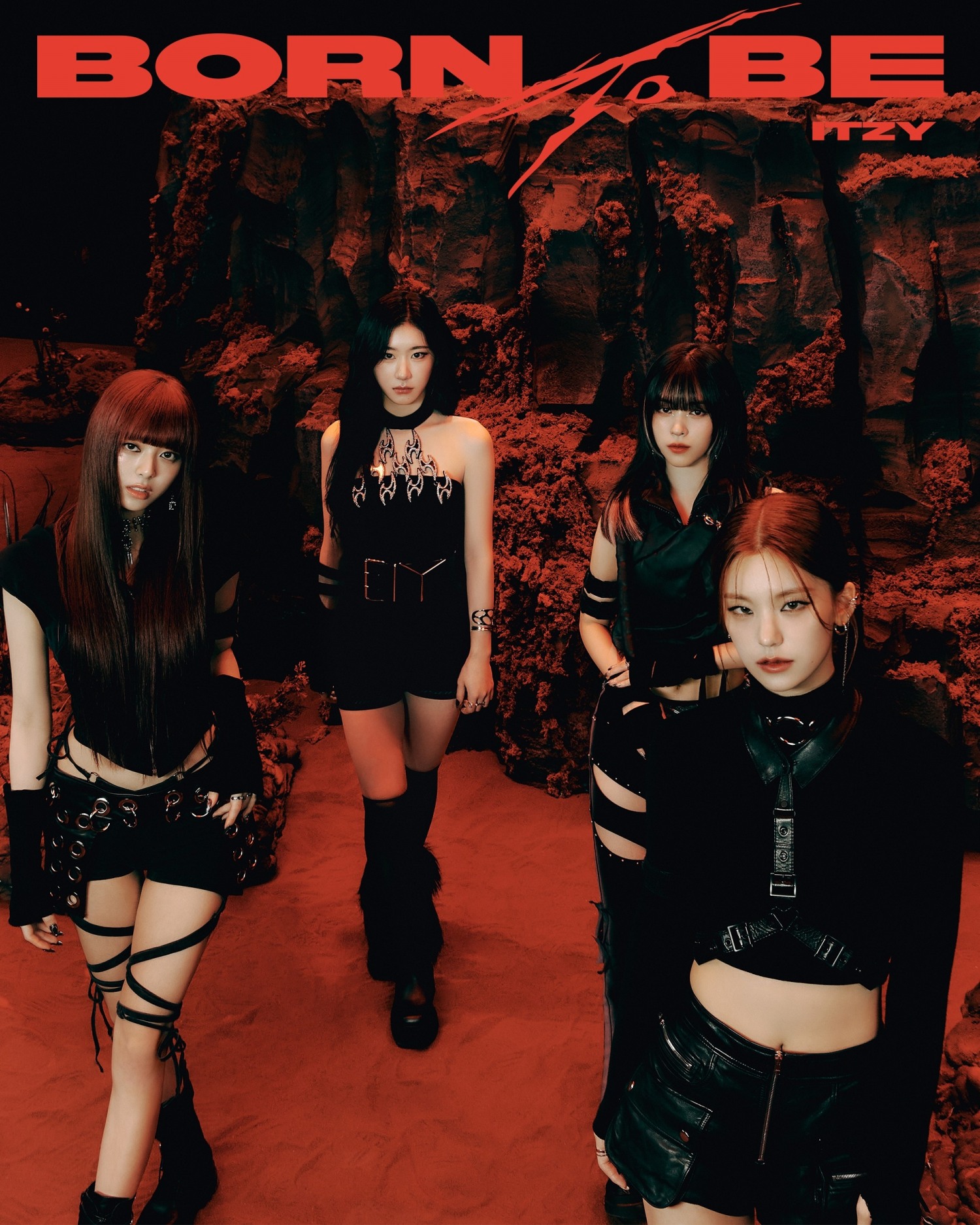 ITZY, 새 앨범 'BORN TO BE' 콘셉트 포토 및 클립 최초 공개…‘강인한 여전사 비주얼’