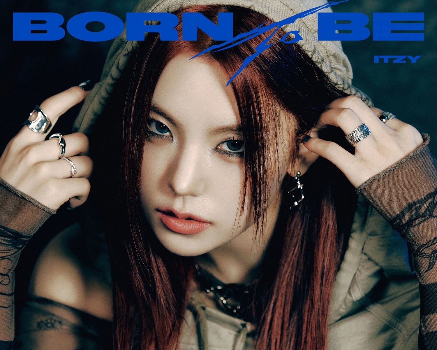 ITZY 예지, 새 앨범 'BORN TO BE' 개인 티저 공개…존재 자체로 빛나는 시크 카리스마