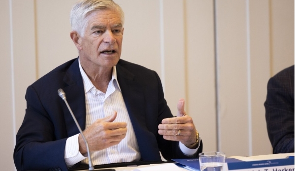 (상보) 연준 하커 "금리 내려야 하지만, 즉각 나서진 않을 듯"