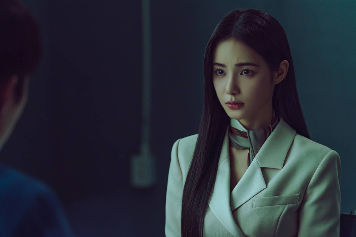 ‘로얄로더’ 홍수주, ‘눈빛+분노’ 흑화한 나혜원으로 강렬 존재감