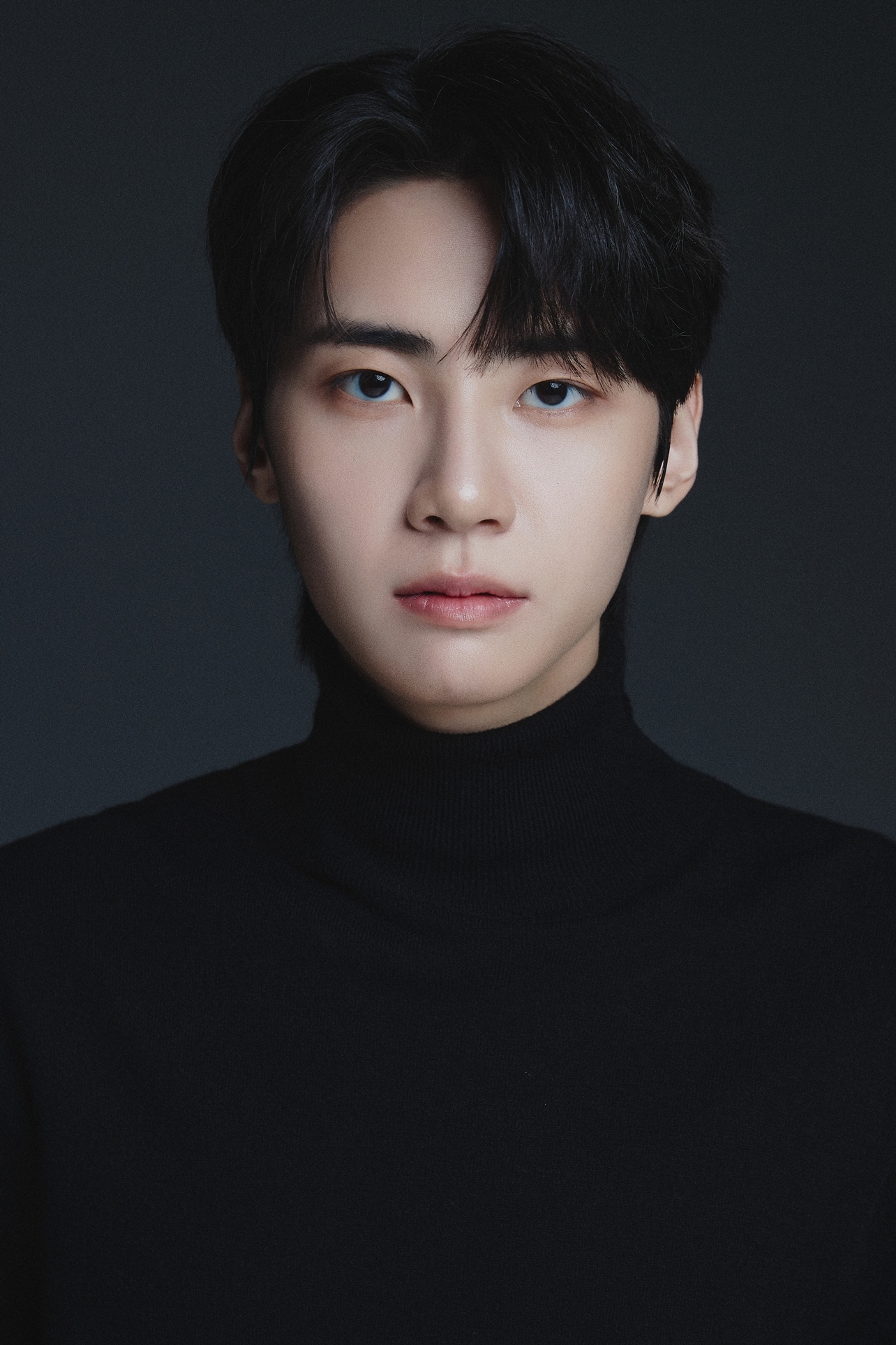 이진혁, 4월 미니 6집 발매…1년 8개월 만에 컴백