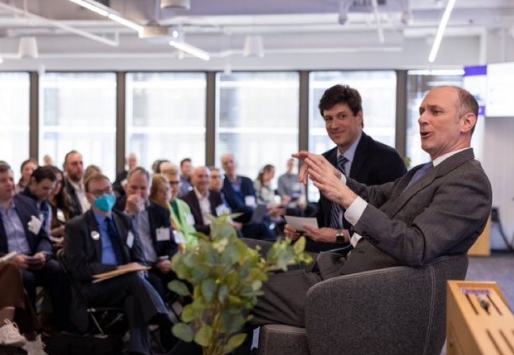 (상보) 연준 굴스비 “인플레 정체 속 금리인하 전까지 시간 더 필요”