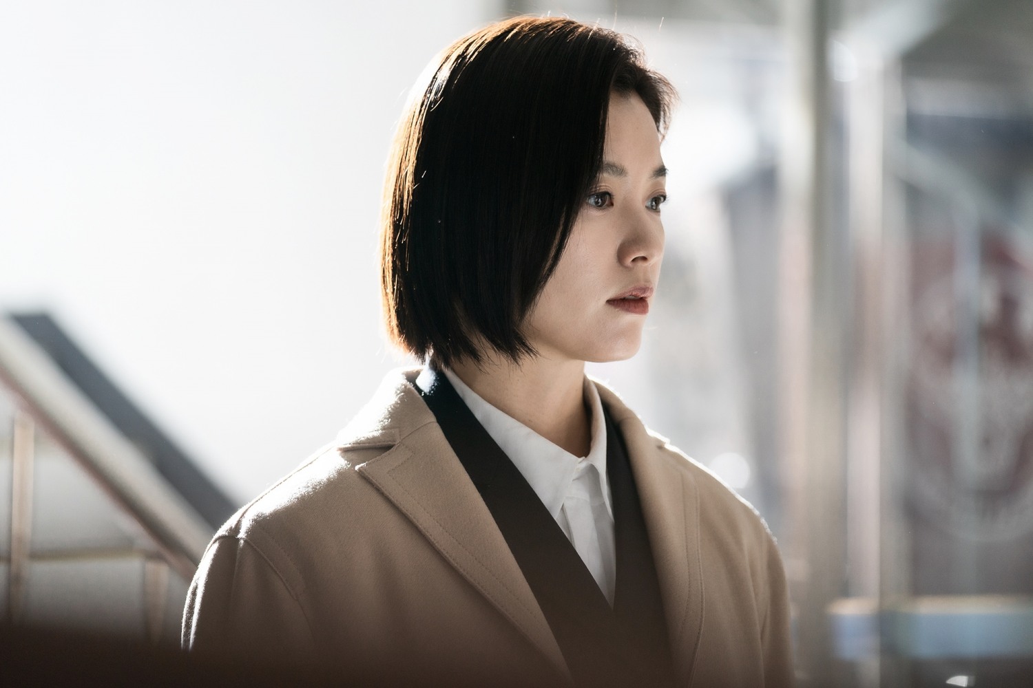 ‘지배종’ 한효주, 이희준과의 팽팽한 연기 줄다리기…‘눈빛+목소리+감정선’ 완벽한 3박자 열연