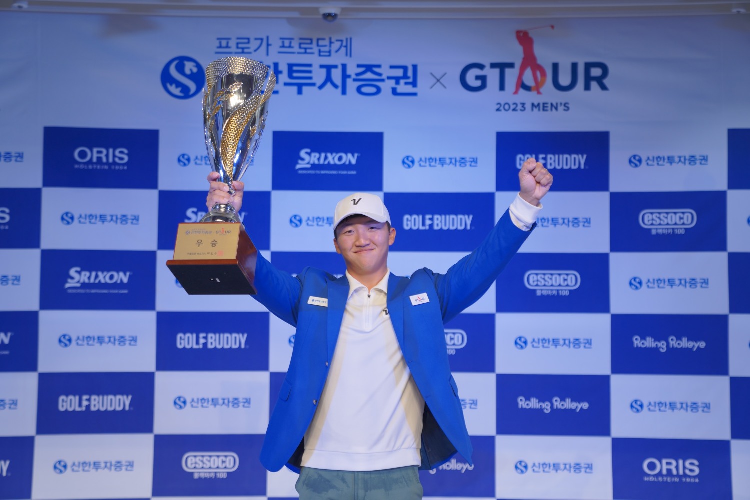 사진=골프존이 주최하는 '2023 신한투자증권 GTOUR MEN'S 7차 대회' 우승으로 통산 12승을 달성해 스크린골프 황제로 불리는 김홍택이 한국프로골프(KPGA) 투어 메이저급 대회인 2024년 GS칼텍스 매경오픈 대회를 제패했다.