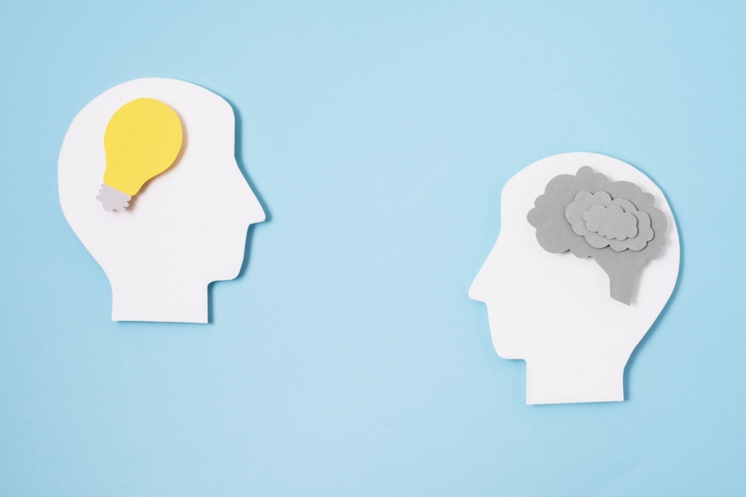 브레인 포그 현상은 집중력 저하, 기억력 감퇴, 명확한 사고의 어려움 등을 특징으로 하는 상태다. 이는 스트레스, 피로, 영양 부족, 수면 부족, 또는 만성 질환 등 다양한 원인으로 발생할 수 있다. / 이미지 출처 : freepik