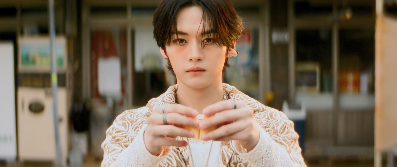 스트레이 키즈, 내달 19일 새 앨범 'ATE'로 컴백…행운의 주인공으로 변신한 신보 트레일러 공개