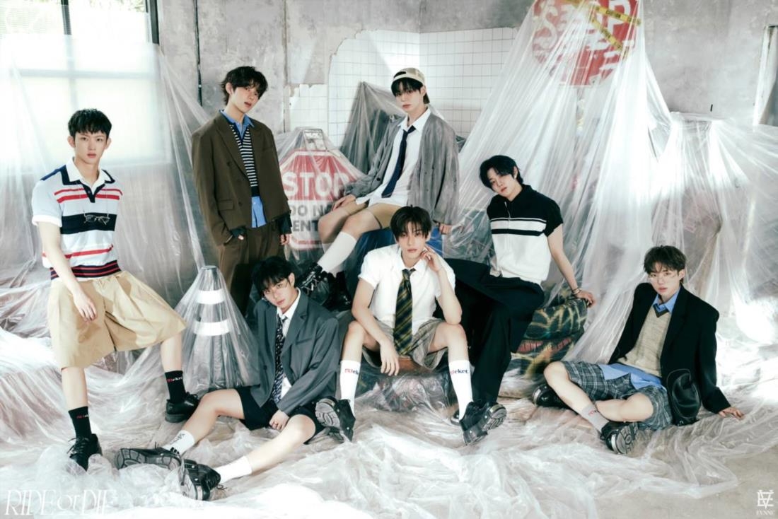 이븐(EVNNE), 첫 공식 캐릭터 이브니즈 런칭…캐릭터로도 확장한 세계관