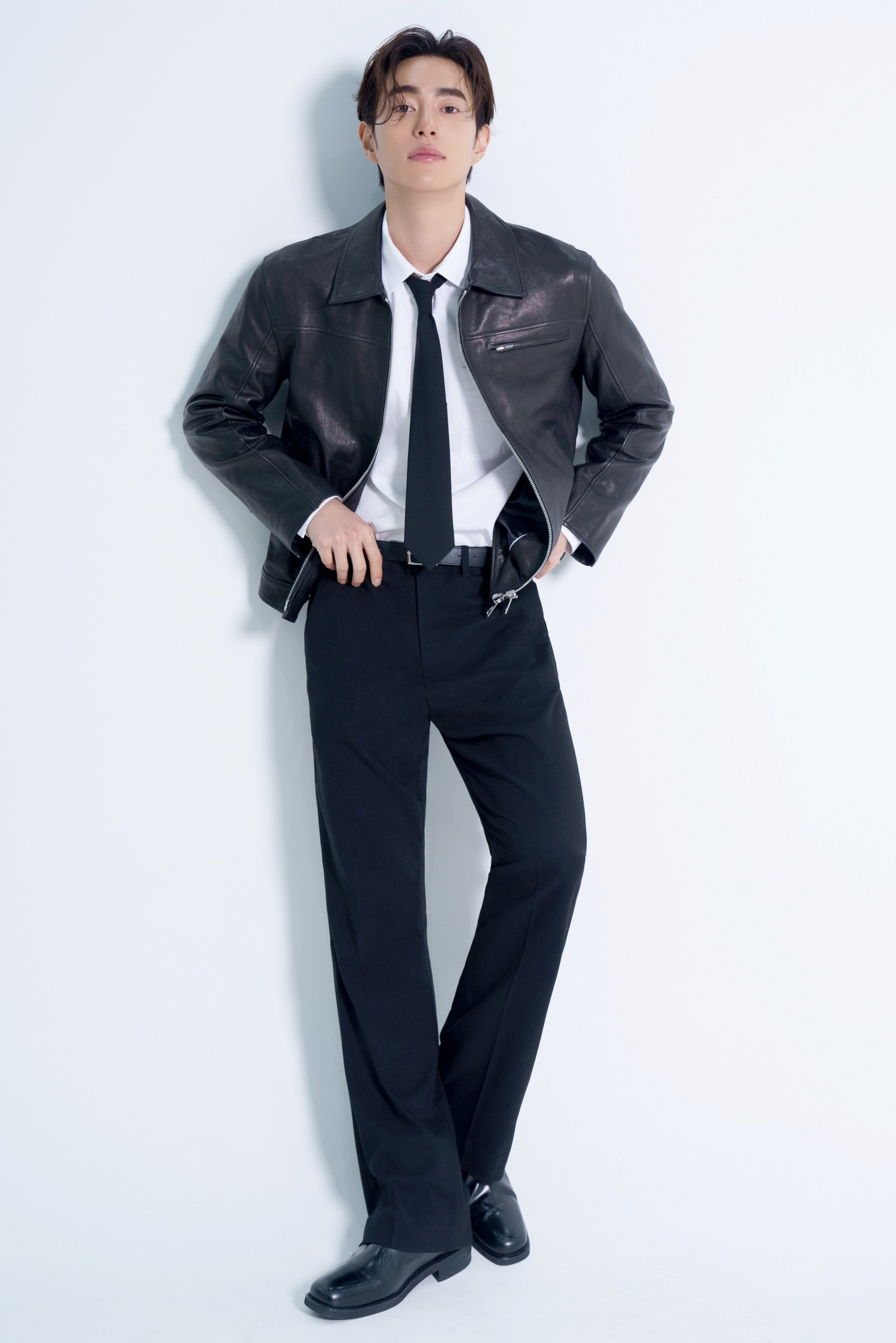 오현중, 새 프로필 공개…‘설렘’ 유발하는 각양각색 매력