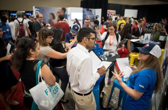 IT 기술 혁신, 청년층 노동공급에 부정적 작용 가능성 높아 - 한은 고용분석팀