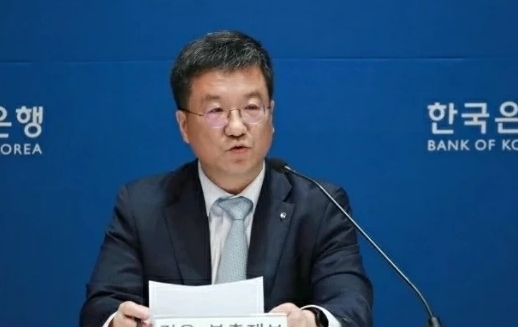 (상보) 김웅 부총재보 "CPI 2% 중반으로 낮아진 점 긍정적...둔화추세 예상되나 경로 수렴 지켜볼 필요"