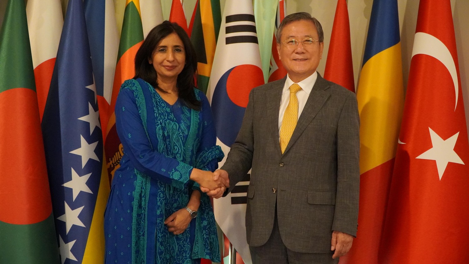 발로치 대변인과신성철 전 총장 ⓒ외교부