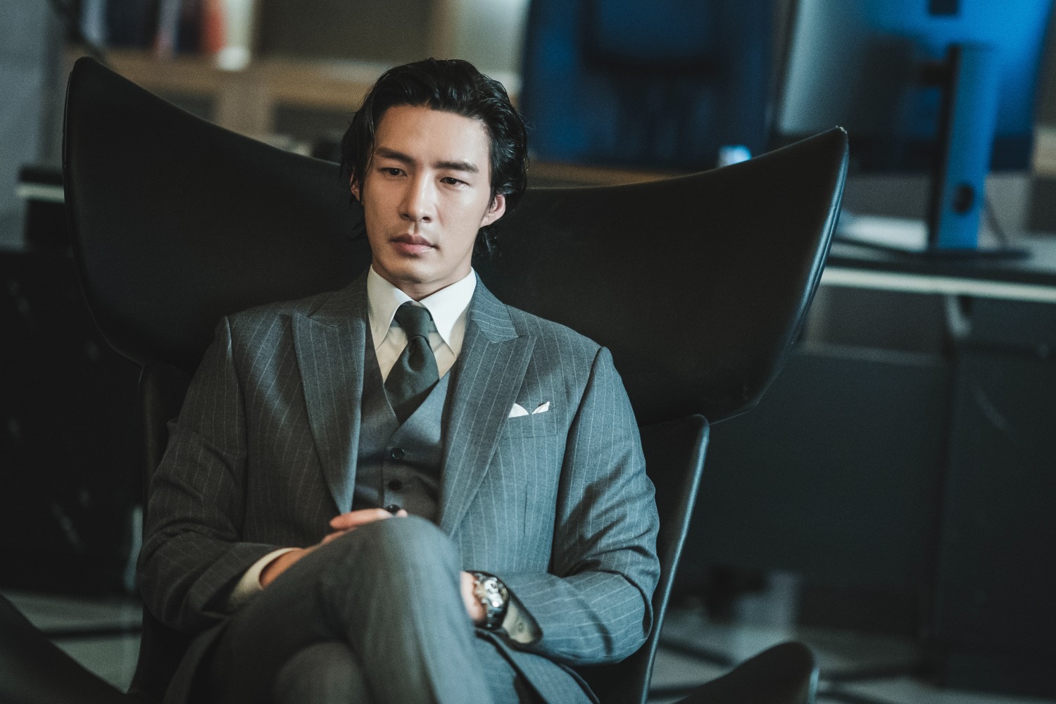 '플레이어2: 꾼들의 전쟁' 김경남, 장발의 포스甲 빌런 대활약… “제프리에 녹아들기 위해 고군분투” 종영 소감