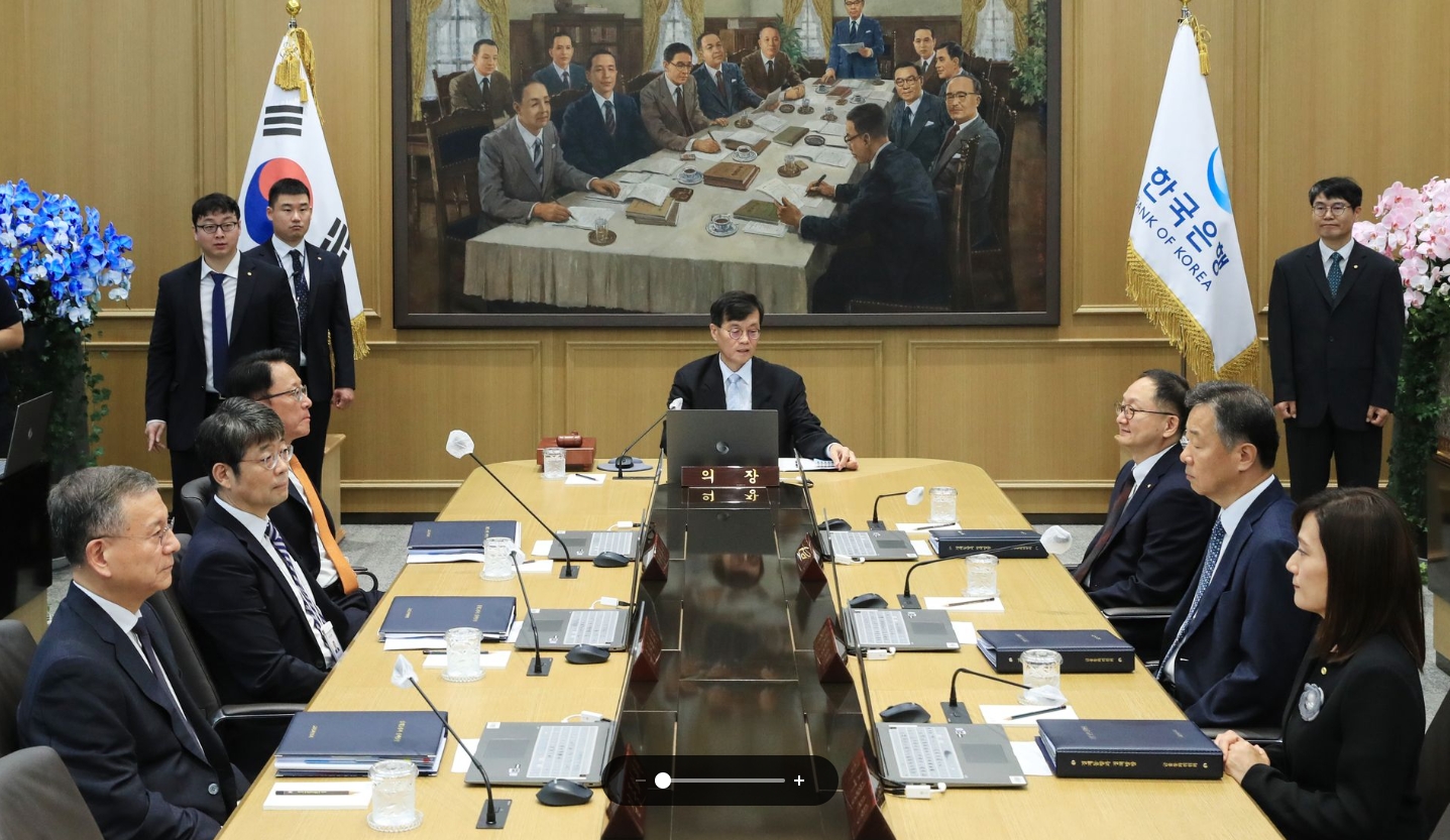 사진: 11일 열린 7월 금통위 모습