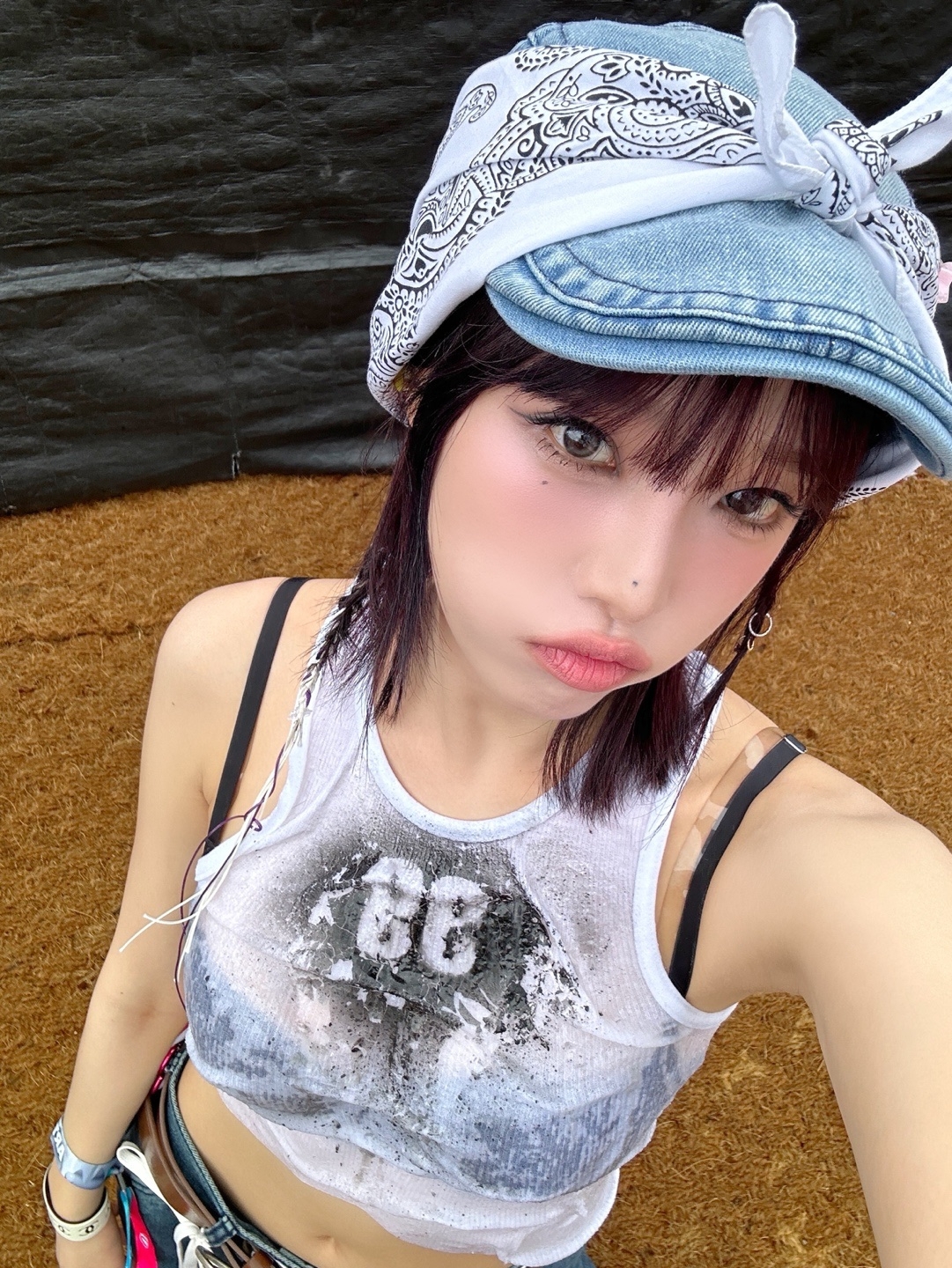 최예나, 데뷔 후 ‘워터밤’ 첫 출격…'육각형 여신' 활약