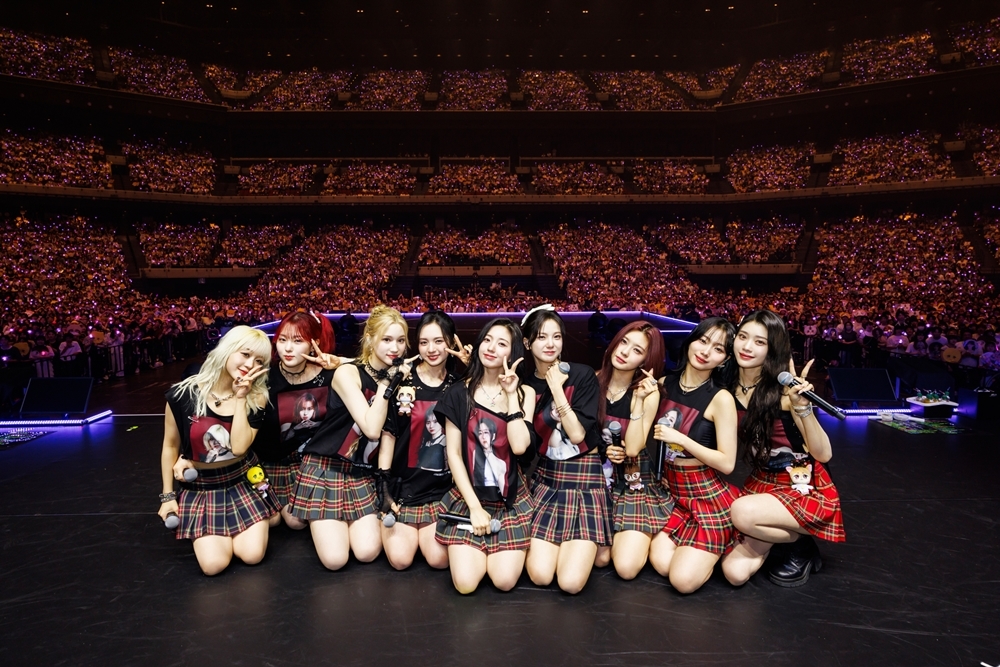 케플러, 9인 마지막 콘서트 성황리 마무리…팬송부터 유닛 무대까지 '팬 사랑 가득'